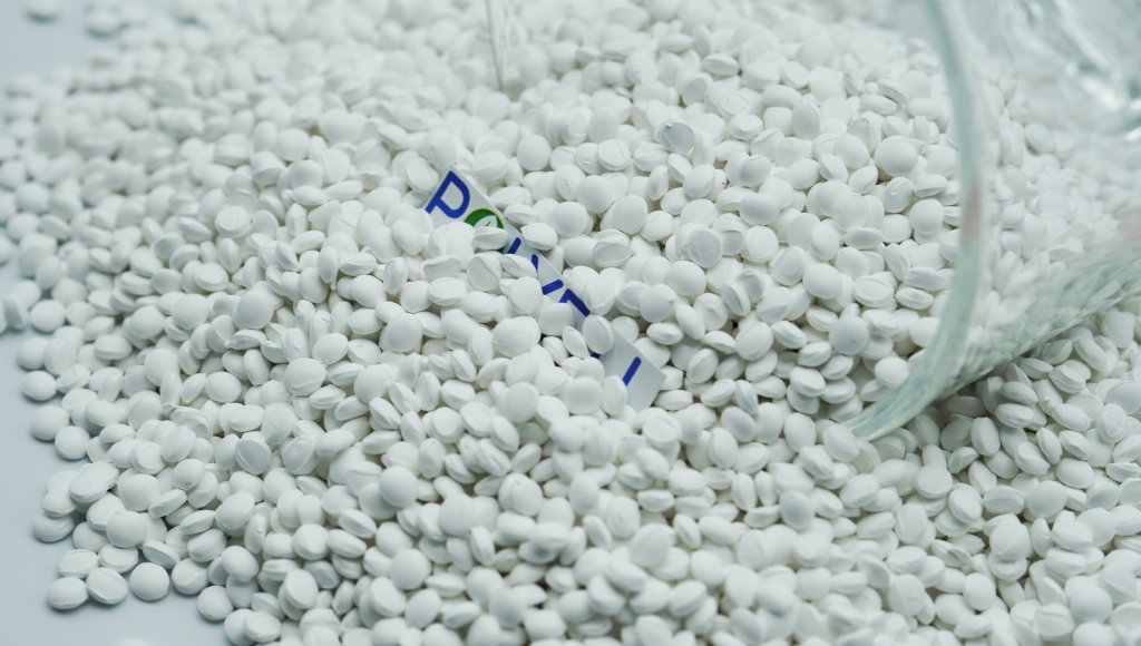 The combination of Titanium Dioxide (TiO2), plastic resins and other specific additives has created white masterbatch