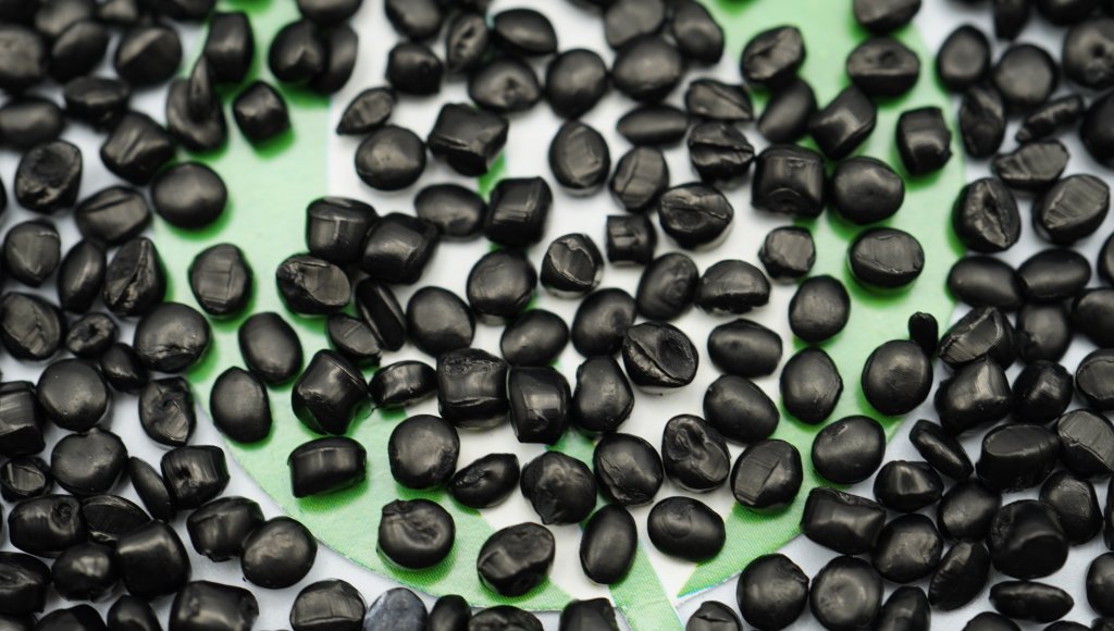 Black  masterbatch is a combination of black carbon pigment, incorporated with virgin resin and specific additives in a granular form 